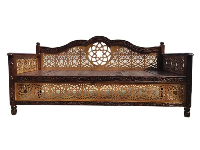 تخت سنتی؛ انتخابی زیبا برای دوستداران سنت ایرانی